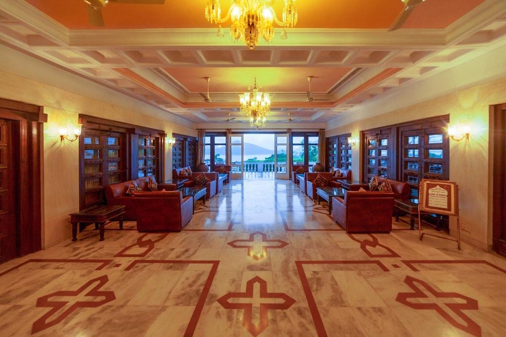 Hotel Hilltop Palace Udaipur Exterior foto
